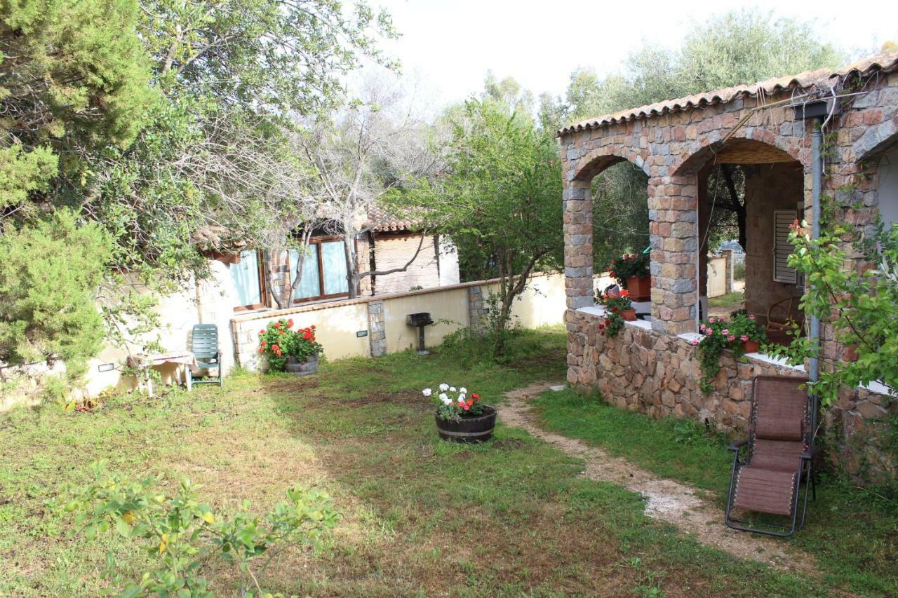 Pedras House Holidays Villa Santa Maria Navarrese Exterior photo